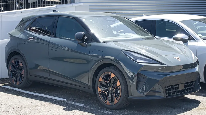 Cupra Raval VZ Extreme 52 kWh 166 kW