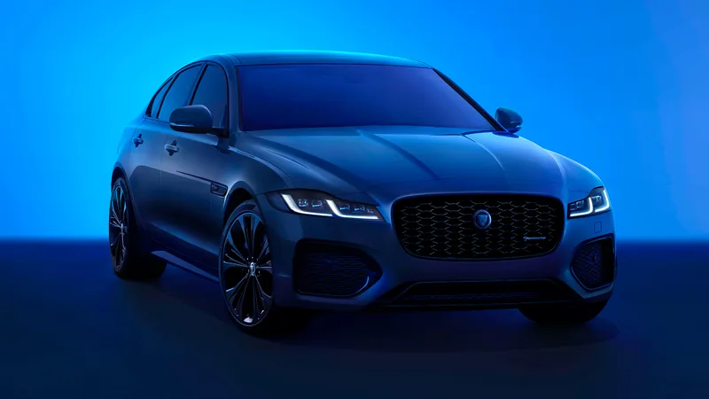 Jaguar XF 2.0 P250