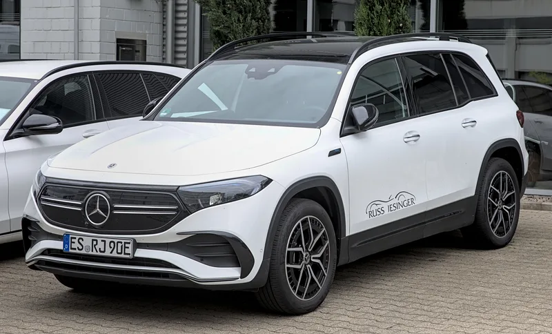 Mercedes EQB 250+
