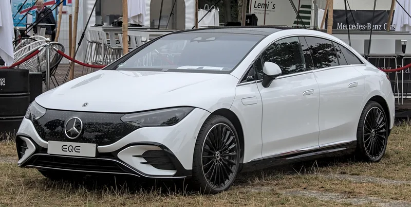 Mercedes EQE SUV 350+
