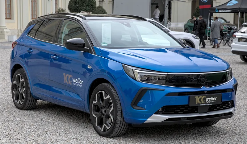 Opel Grandland 1.6 Plug-in Hybrid 195
