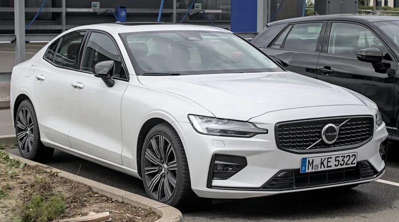 Volvo S60 PHEV T6