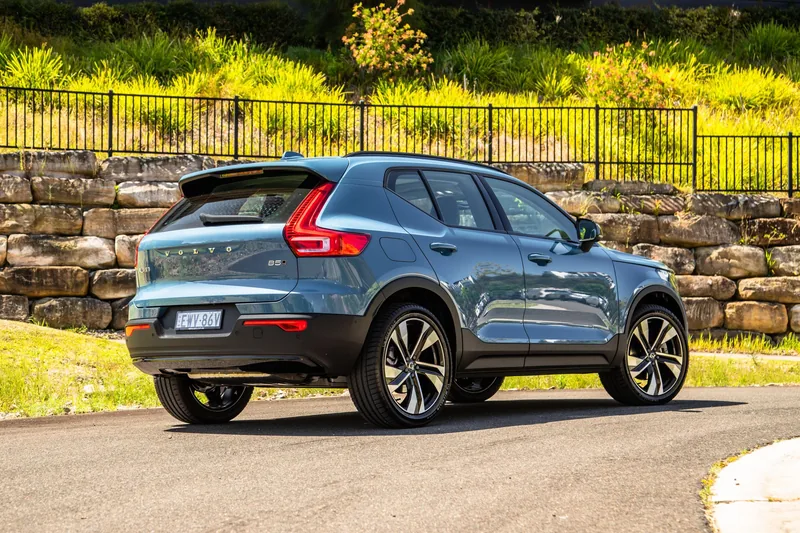 Volvo XC90 B5 AWD