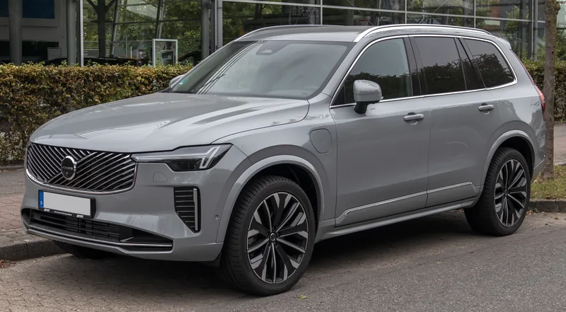 Volvo XC90 PHEV T8