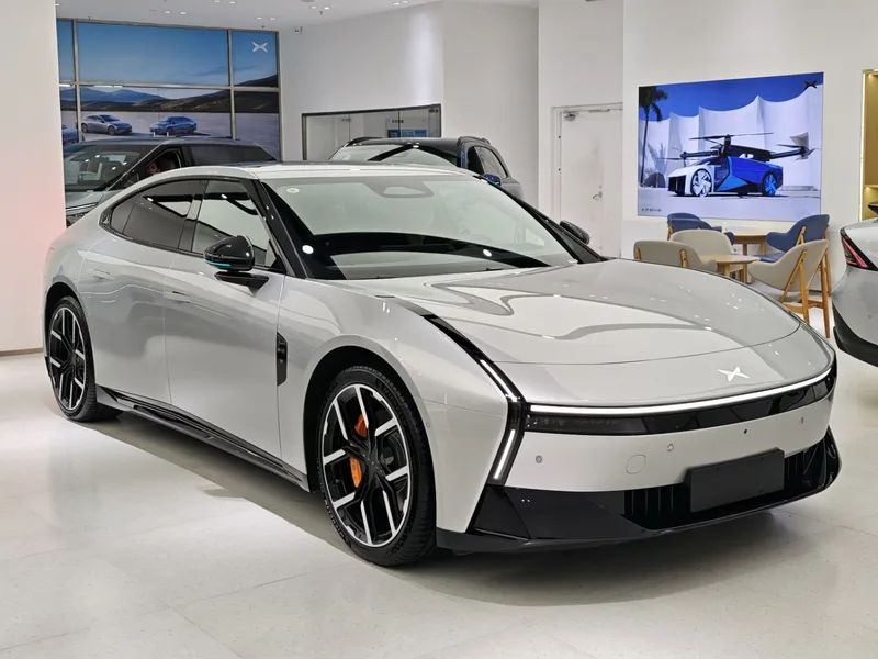 Xpeng P7 RWD LR